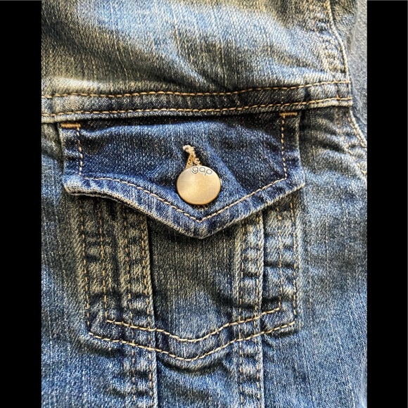 Gap Kids Medium Wash Denim Jacket Size XXL - Girls - Picture 3 of 7